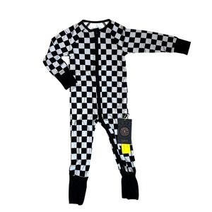 Fletch Bamboo Viscose Checkered Zip Romper Gray Black 3T Pajamas Sleeper